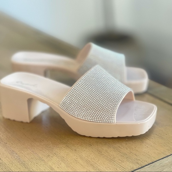 Rhinestone band jelly block heel holiday shoes - Picture 10 of 11